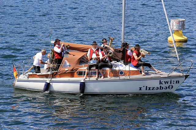 坚韧不拔的 坚韧不拔的