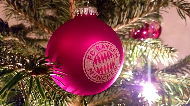 更为激烈的 更为激烈的